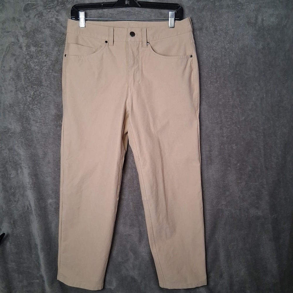 Lululemon ABC Cropped Pant Relaxed 26" Utilitech Mens Size 30 Tan Cream